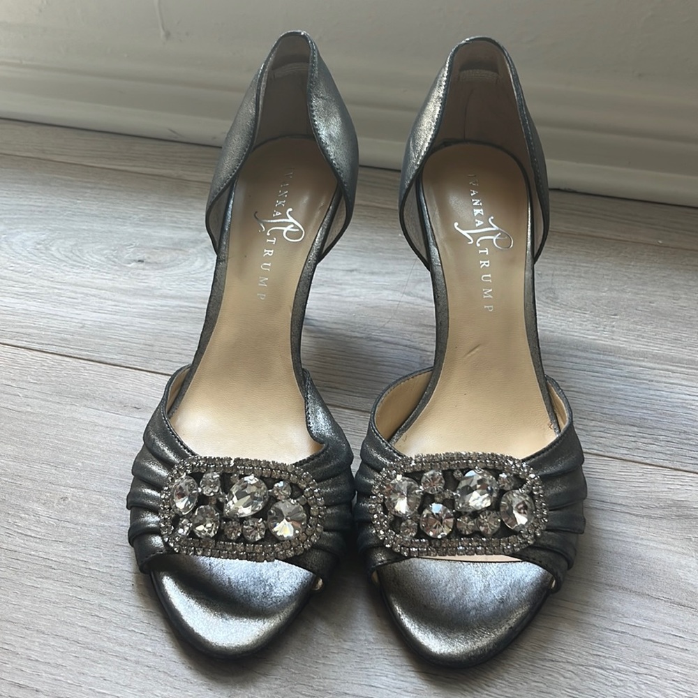Silver heels - size 9.5M